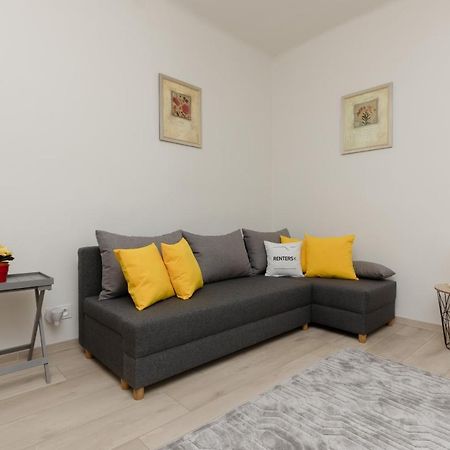 Raclawicka Cozy Studio Apartment By Noclegi Renters Варшава Экстерьер фото