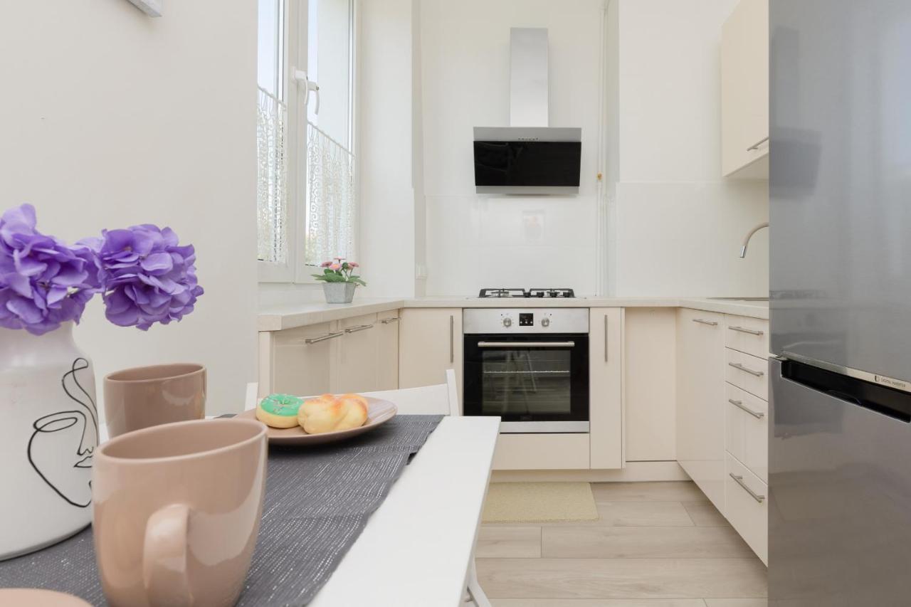 Raclawicka Cozy Studio Apartment By Noclegi Renters Варшава Экстерьер фото
