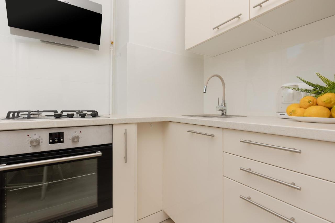 Raclawicka Cozy Studio Apartment By Noclegi Renters Варшава Экстерьер фото